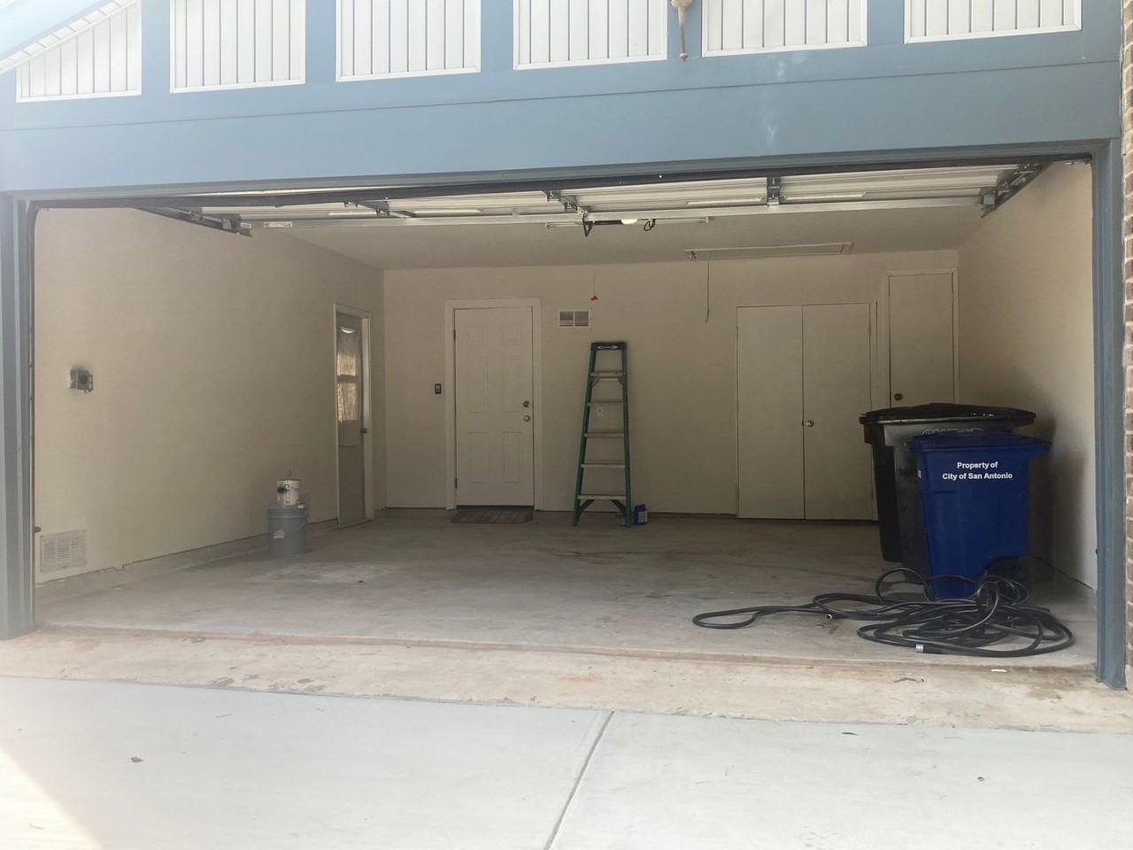 12211 San Miguel - Photo 3 of 30