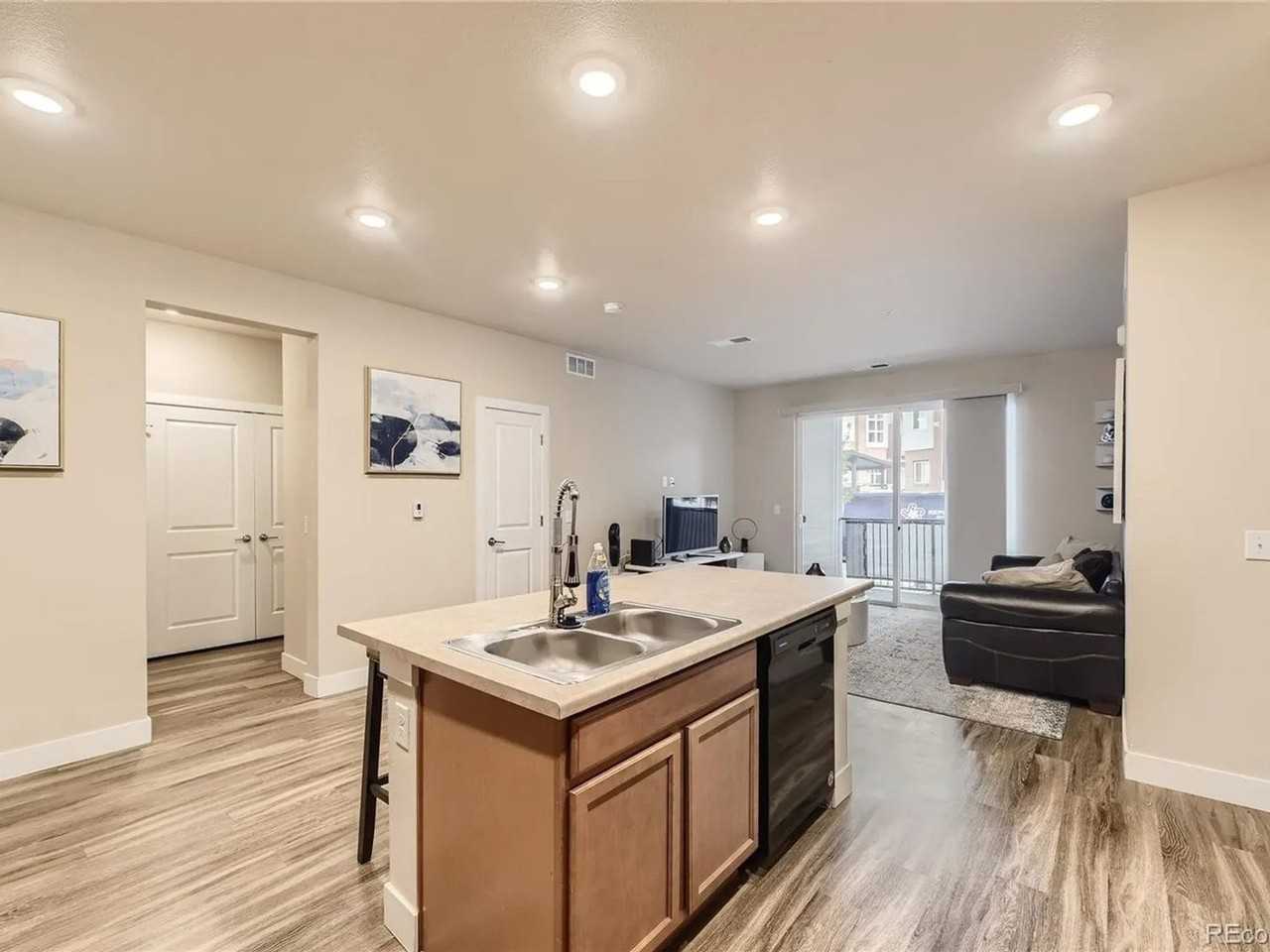 14331 E Tennessee Ave - Photo 6 of 20