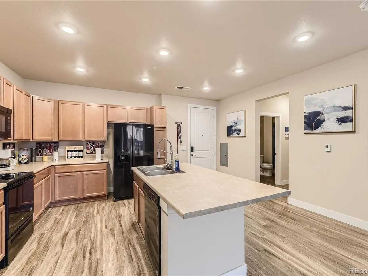 14331 E Tennessee Ave - Photo 7 of 20