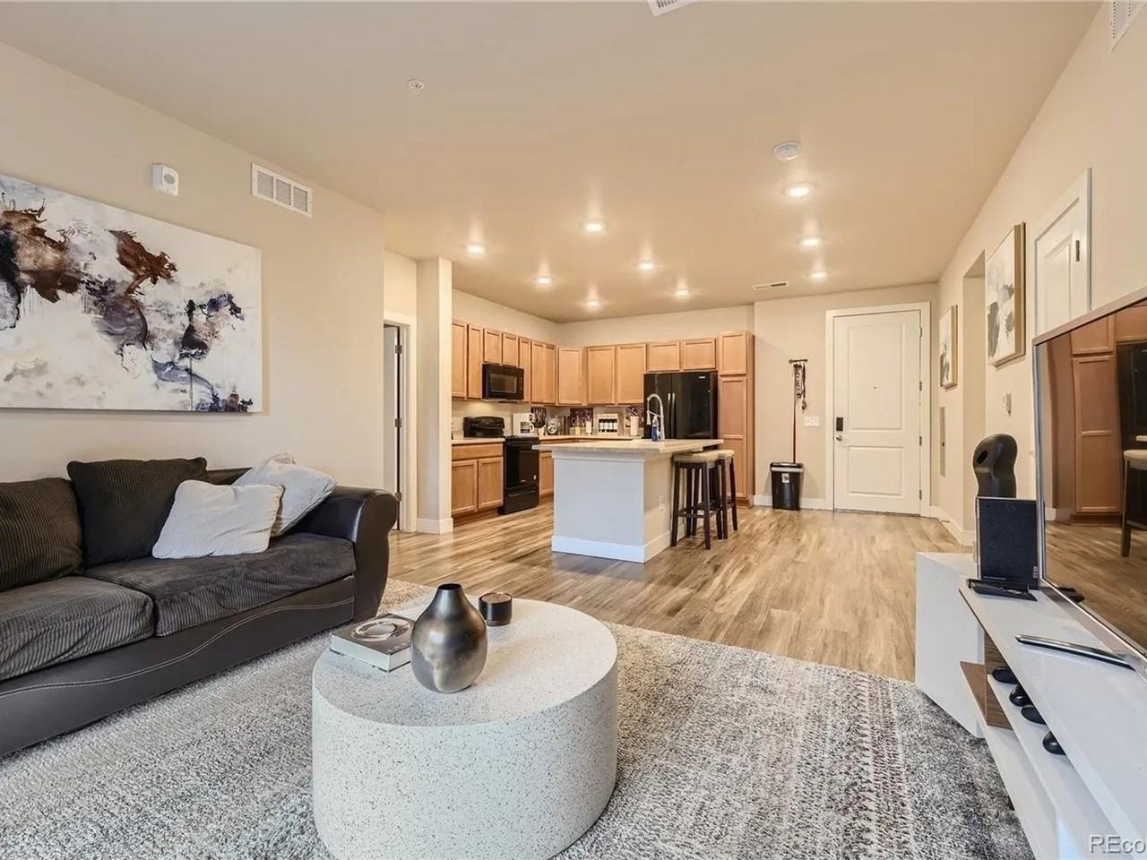 14331 E Tennessee Ave - Photo 3 of 20