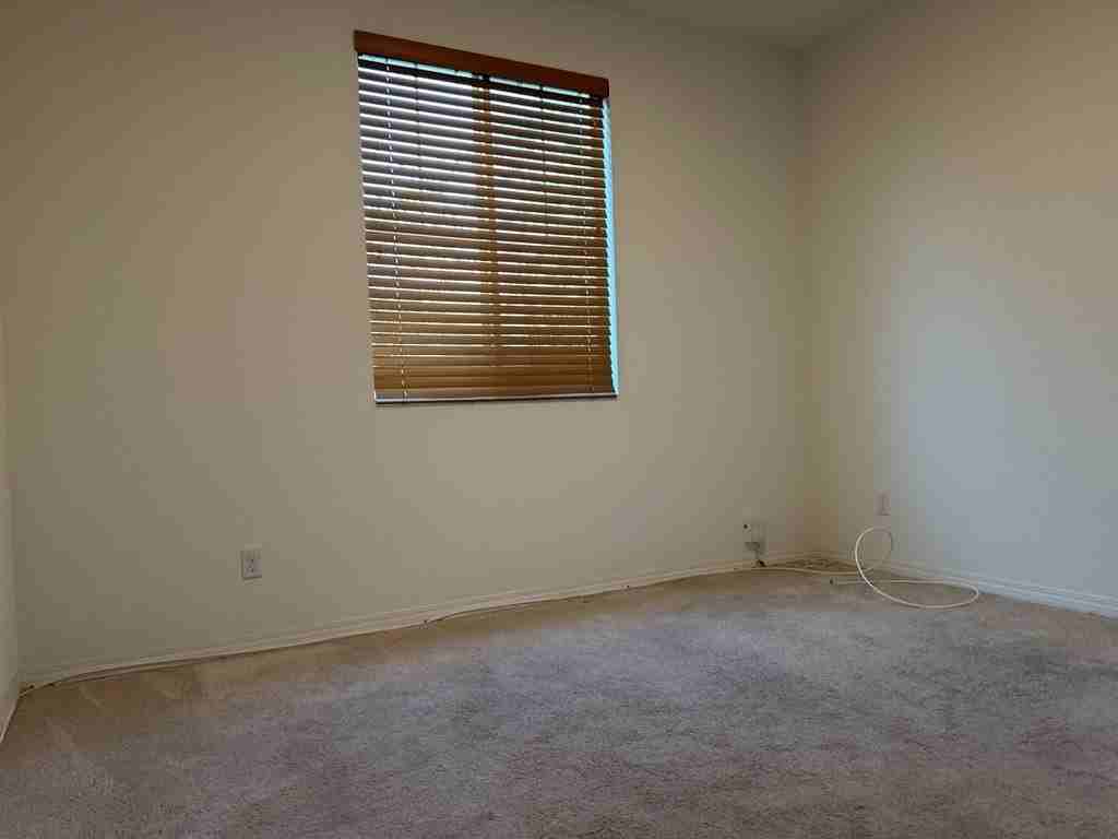 4393 Banana Grv - Photo 5 of 17