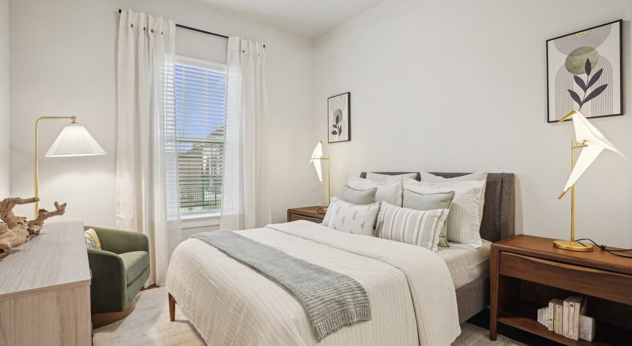 N Lake Forest Dr #2673C - Photo 4 of 15