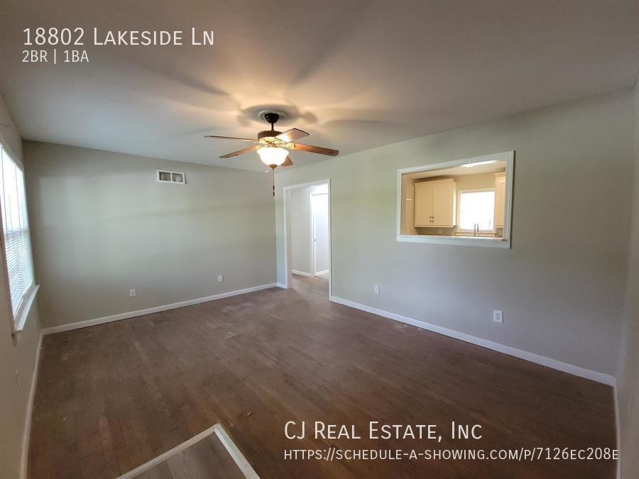 18802 S Lakeside Ln - Photo 2 of 8