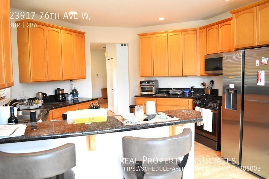 23917 76th Ave W - Photo 3 of 20