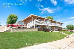 featured image of 622 12th Avenue