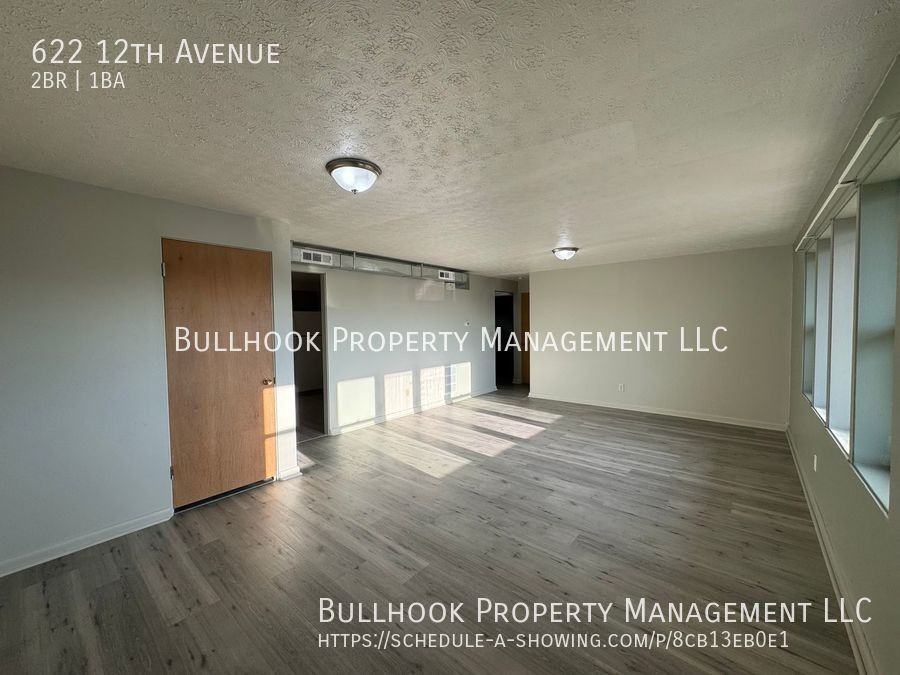 622 12th Avenue - Photo 3 of 23