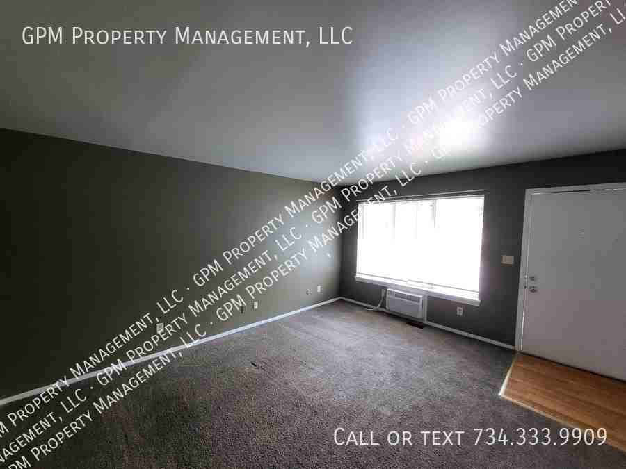 51041 Willis Rd Apt 2 - Photo 2 of 8