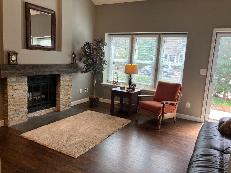 912 Butte Pass Dr - Photo 2 of 11