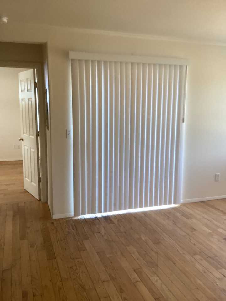 809 Southeast East Slope Road - Photo 2 of 13