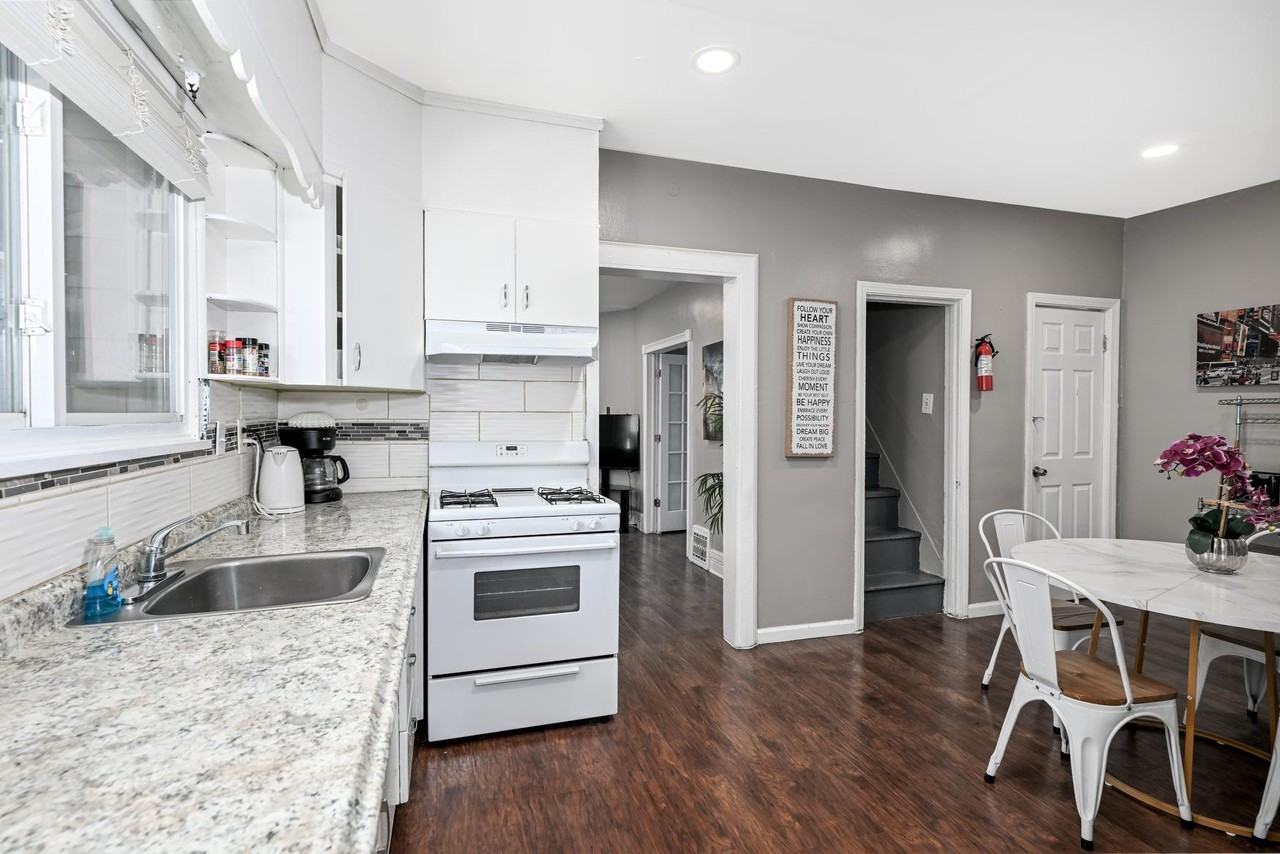 Storer Ave - Photo 7 of 18