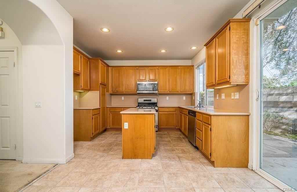 2918 Sycamore Ln - Photo 3 of 6