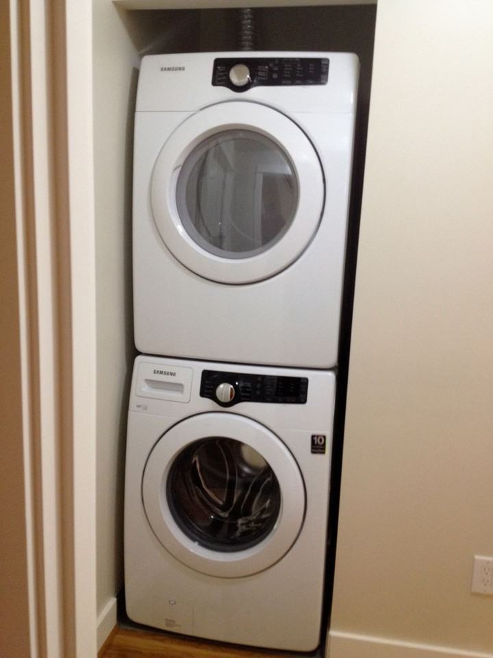 Woodstock Apartments - Photo 5 of 12