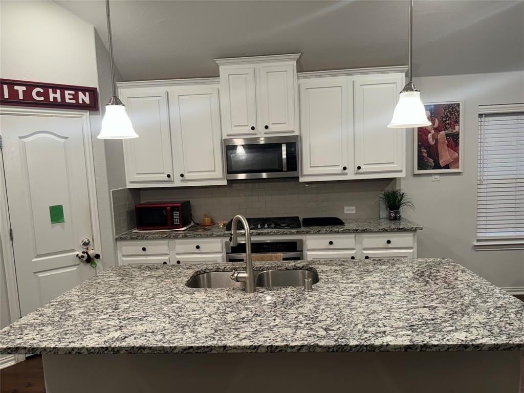 2503 Old Soul Way - Photo 2 of 12