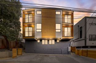 6033 42nd Ave Sw #B - Photo 1 of 1