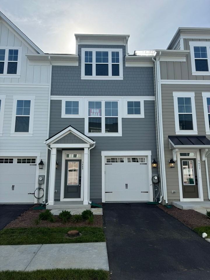 3449 Monterey Dr - Photo 2 of 14