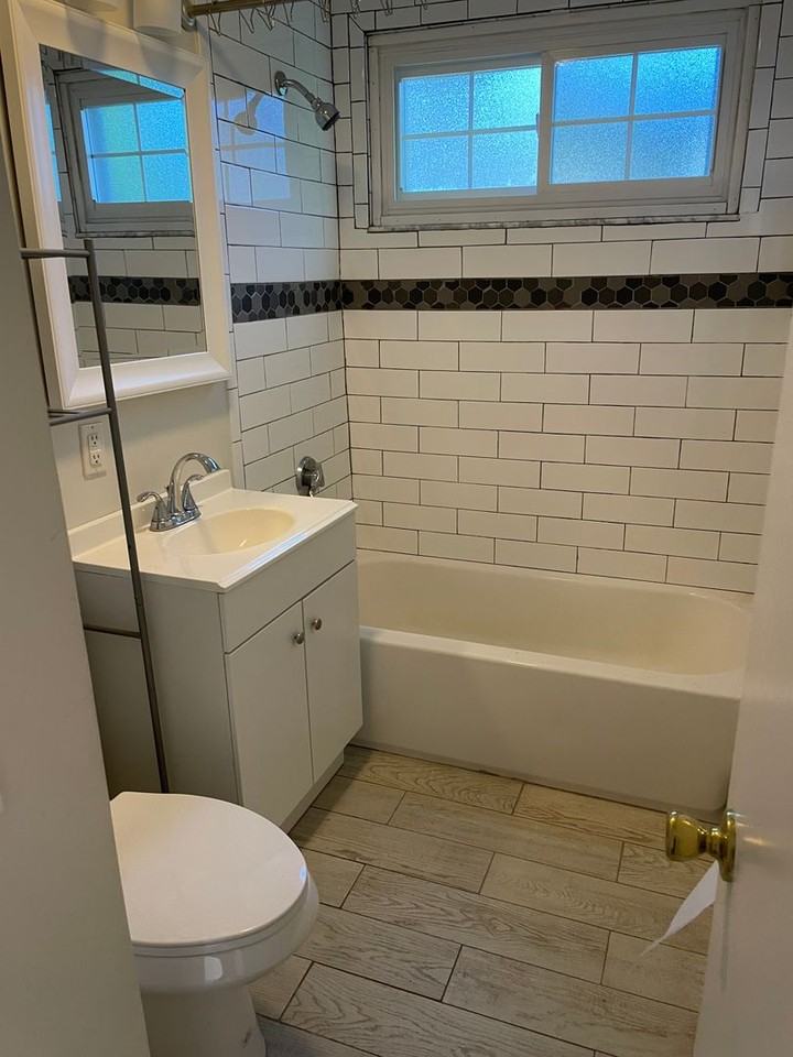 12 Holt Rd - Photo 2 of 10