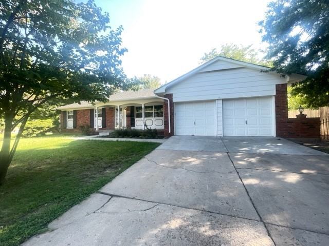 7015 E Zimmerly St - Photo 3 of 32