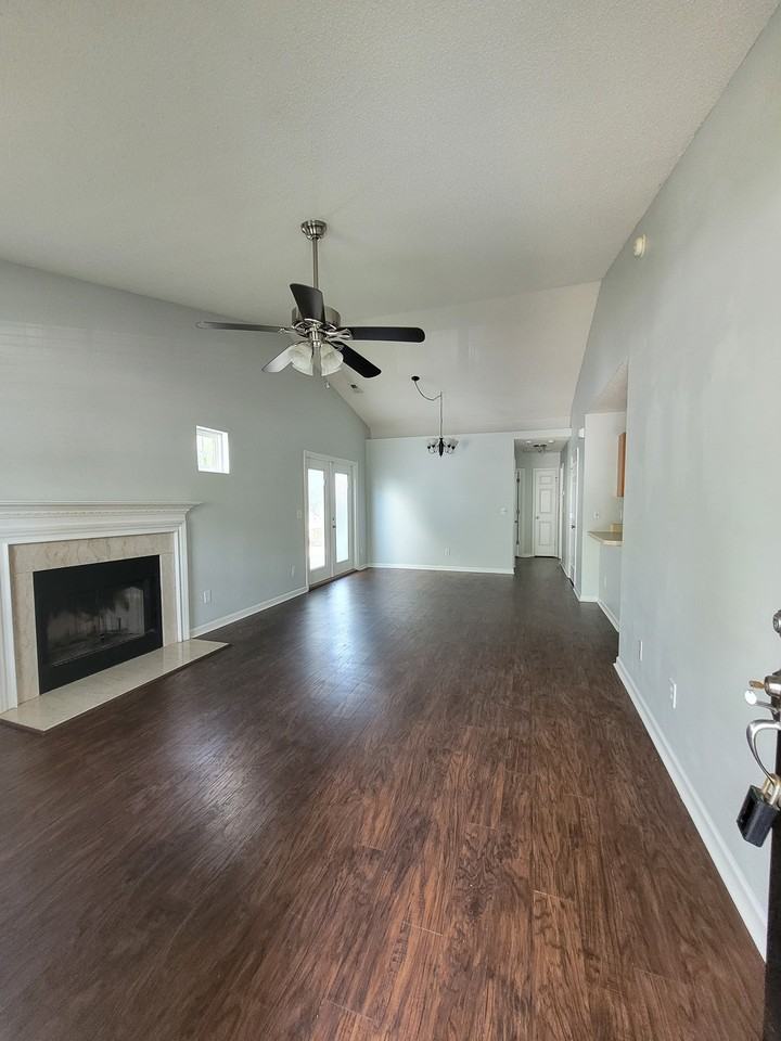 5517 Roan Mountain Pl - Photo 2 of 37