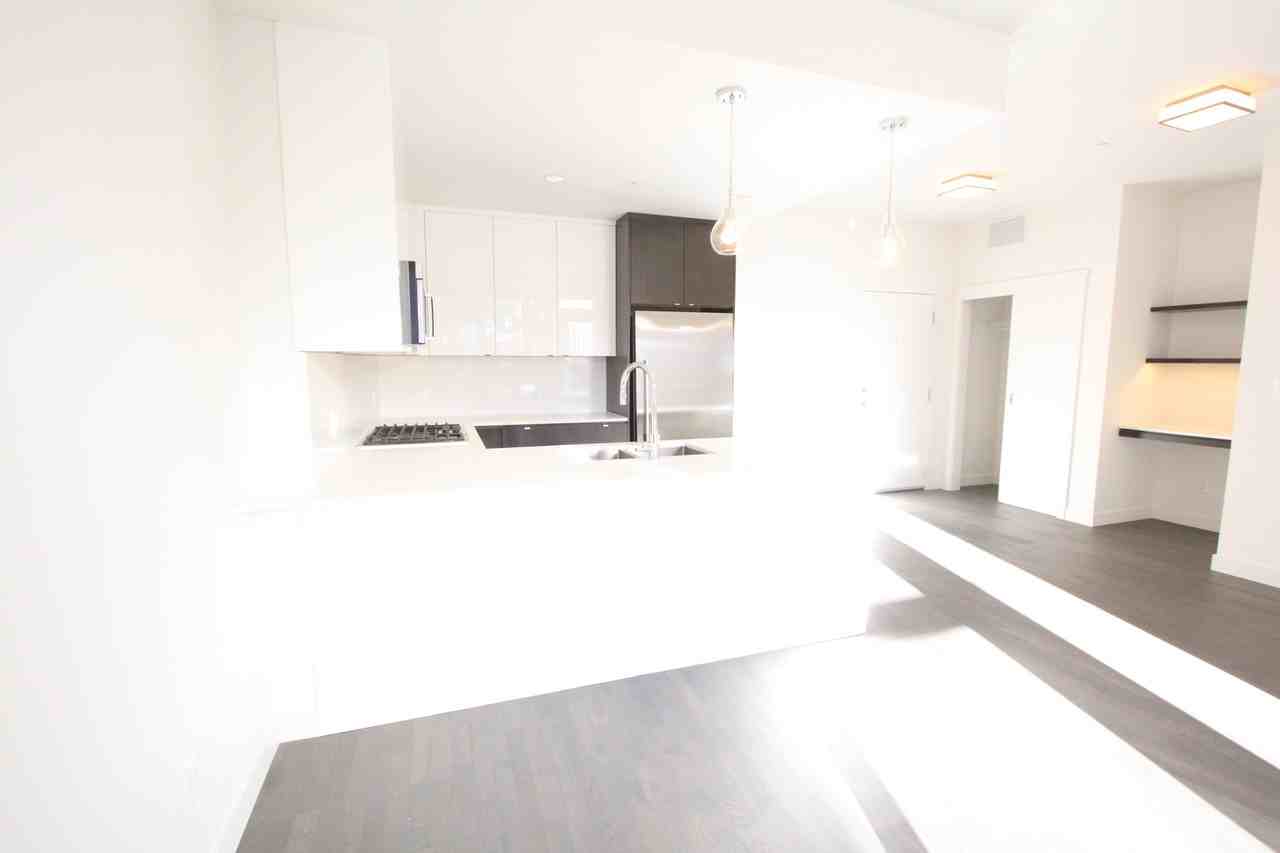 116 18 Ave Sw - Photo 3 of 17