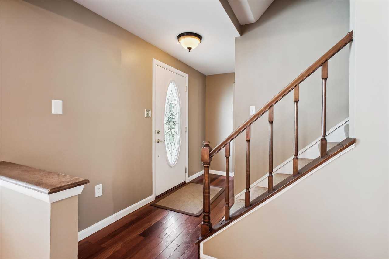 9001 Fox Lair Dr - Photo 2 of 40