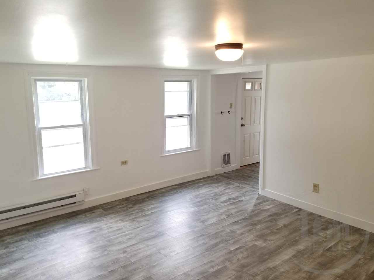 150 Budlong Rd - Photo 2 of 10