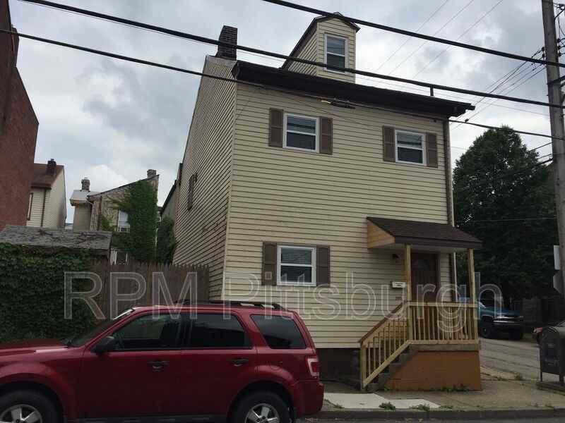 327 39th St - Photo 2 of 14