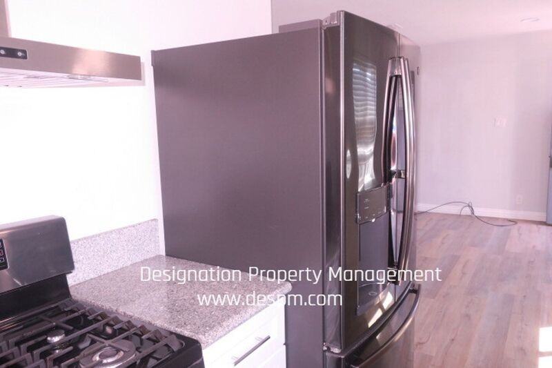 4917 Templeton St - Photo 5 of 16