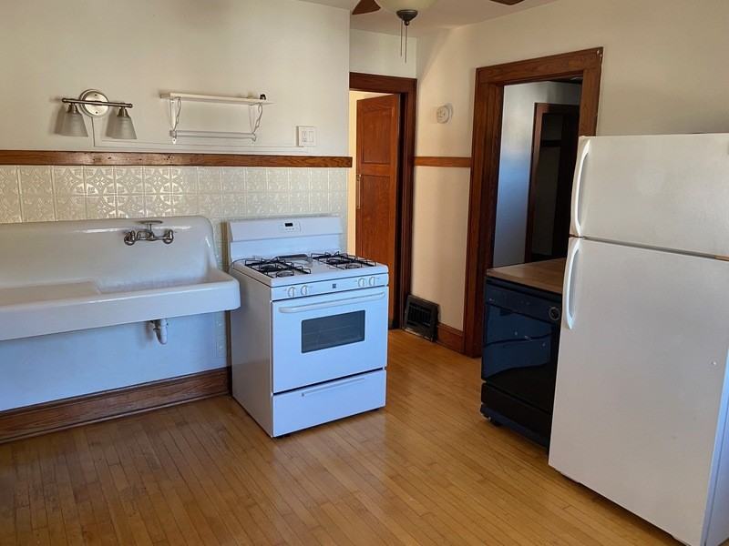 2472 S Burrell St - Photo 2 of 11