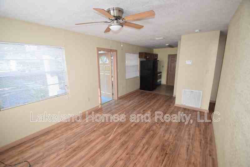 522 Oakland Rd - Photo 5 of 18