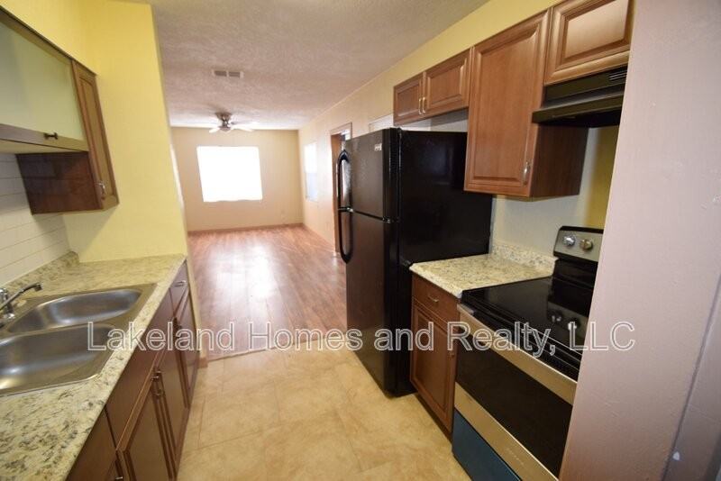 522 Oakland Rd - Photo 6 of 18