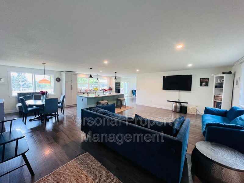 31002 Ne 40th Ave - Photo 3 of 46