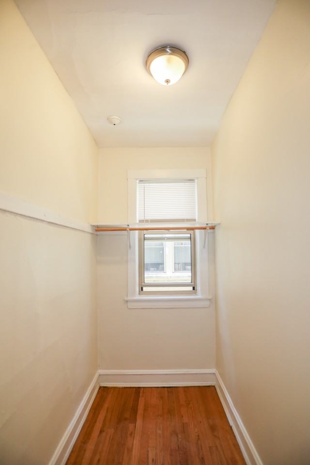 1363 West Greenleaf Avenue #2C - Photo 5 of 10