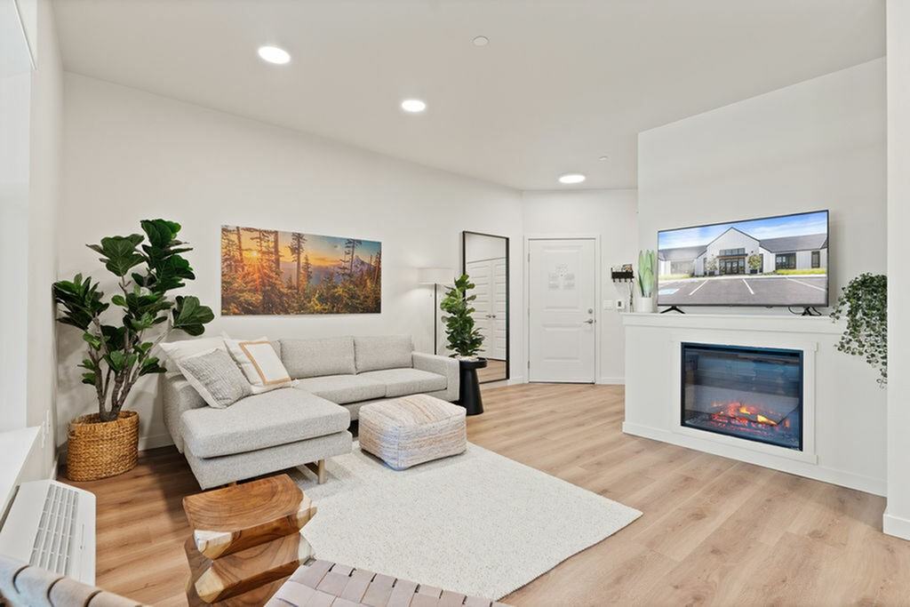 Bennington on First - Photo 2 of 42