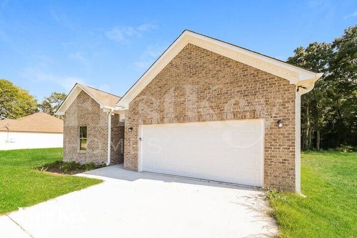 67 Crossroads Cir - Photo 2 of 15