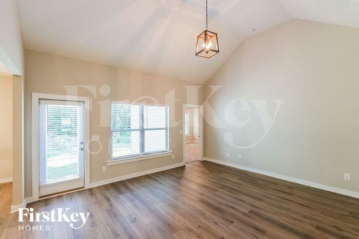 67 Crossroads Cir - Photo 3 of 15