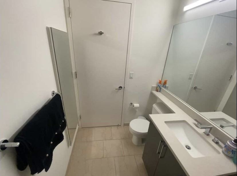 1 Hanover Sq #1607 - Photo 5 of 6