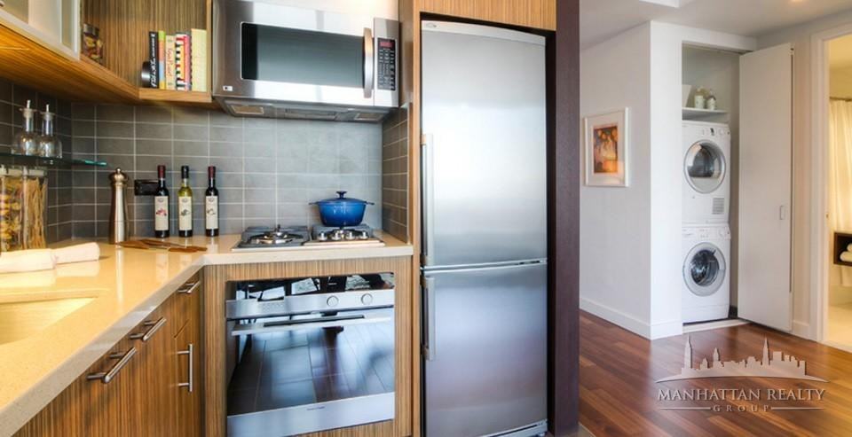 W 42nd St #S14B - Photo 2 of 11