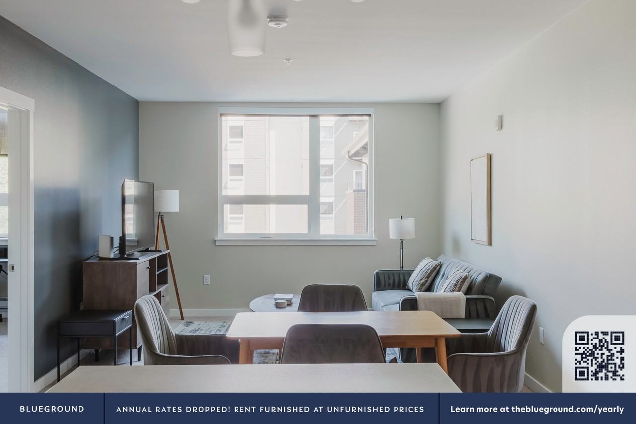 13403 Newcastle Commons Drive - Photo 4 of 46