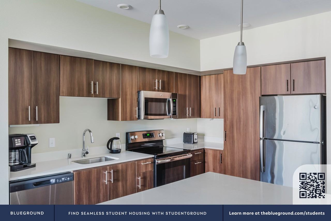 13403 Newcastle Commons Drive - Photo 7 of 46