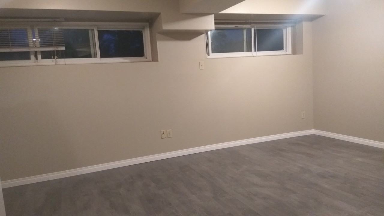 1707 50 Street Southeast - Photo 2 of 8