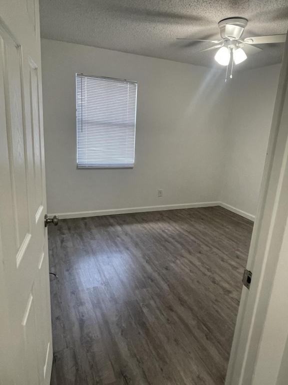 500 Mcdonald Ave N - Photo 4 of 7