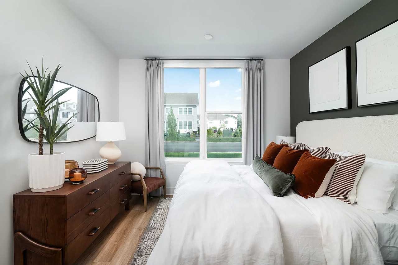 18 Park Avenue #1125 - Photo 6 of 14