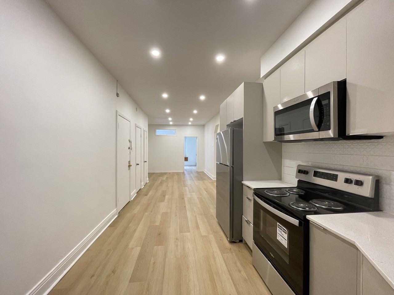 3445 Rue Stanley