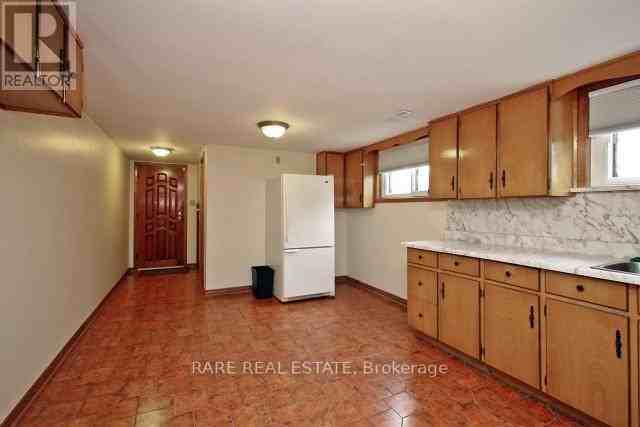 15 Colleen Court #BSMT - Photo 2 of 7