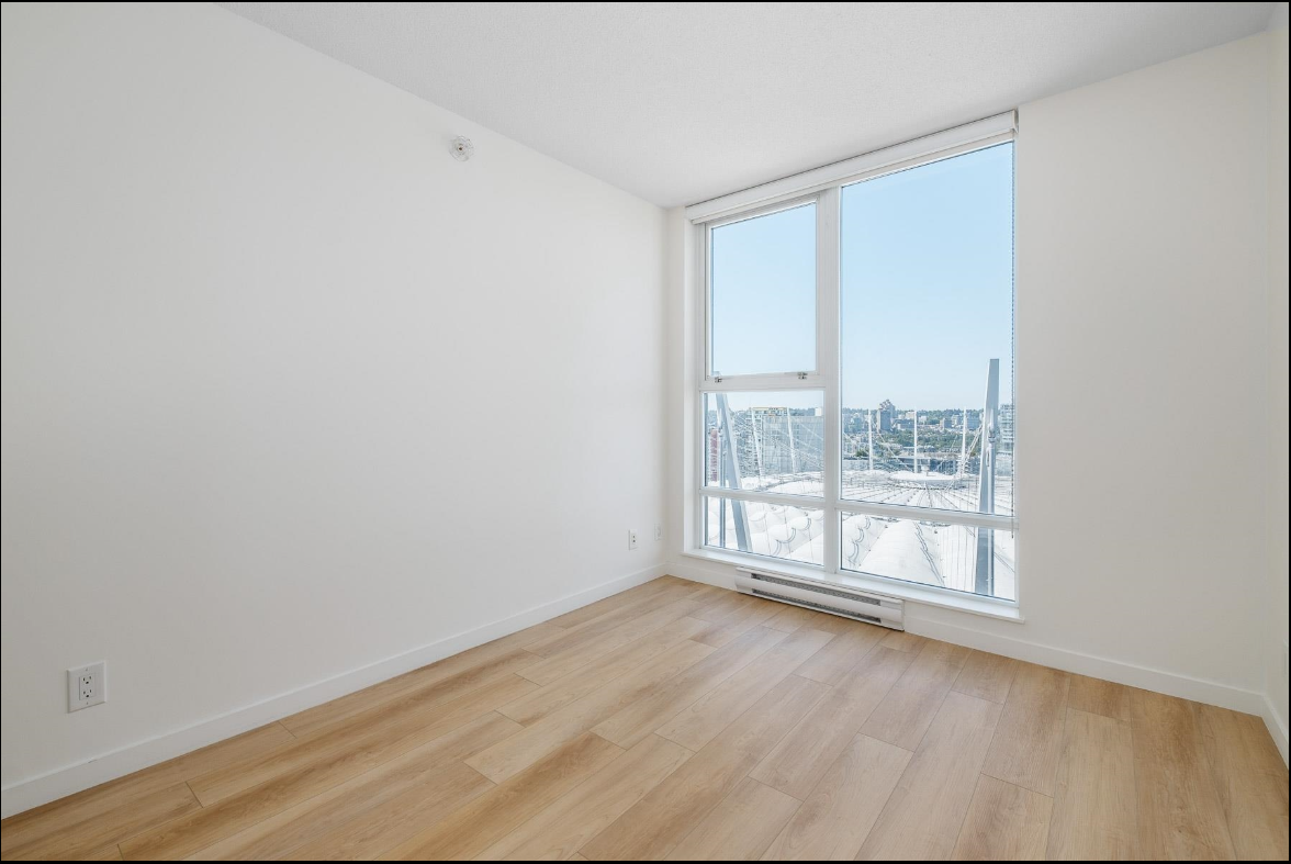 111 West Georgia Street #2902 - Photo 5 of 12