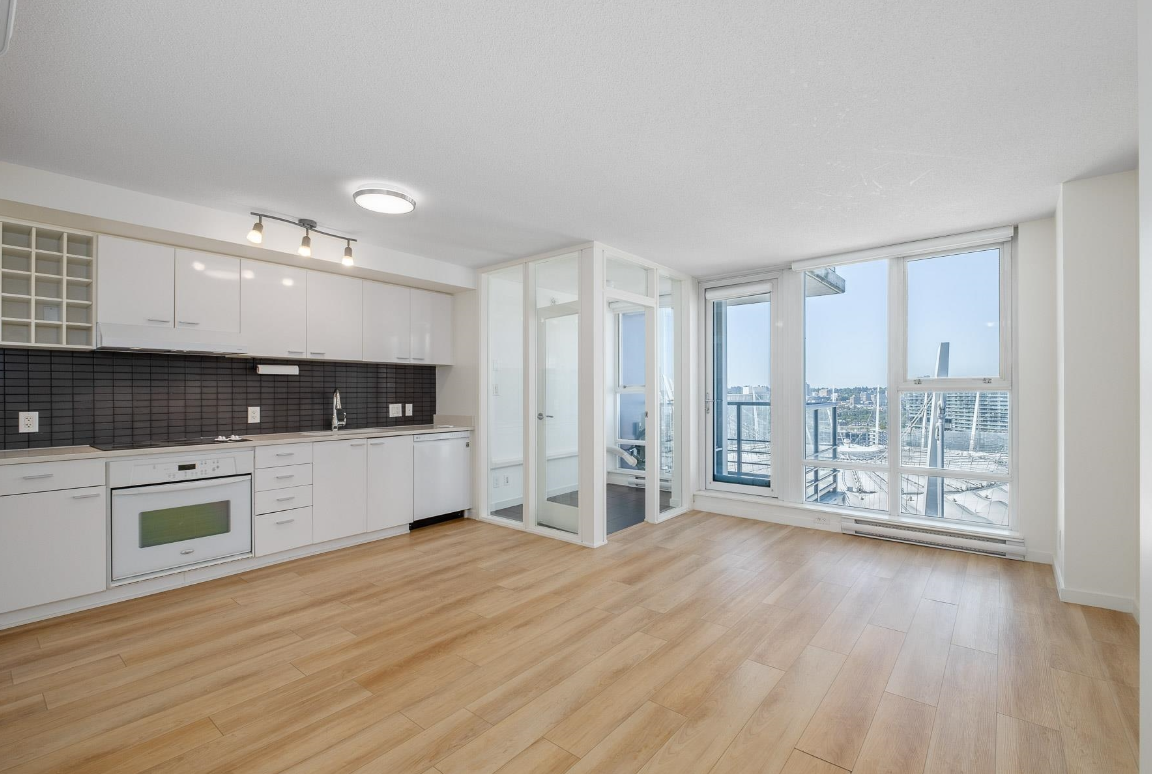 111 West Georgia Street #2902 - Photo 2 of 12