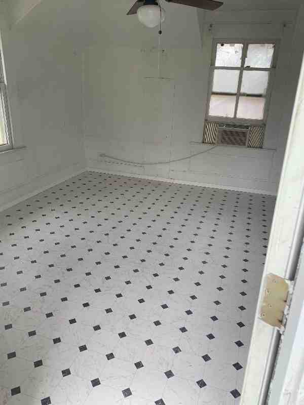 618 North 16th Street #6 - Photo 2 of 9