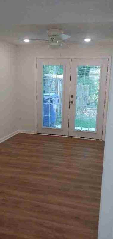 3464 Maddox Ct - Photo 2 of 9