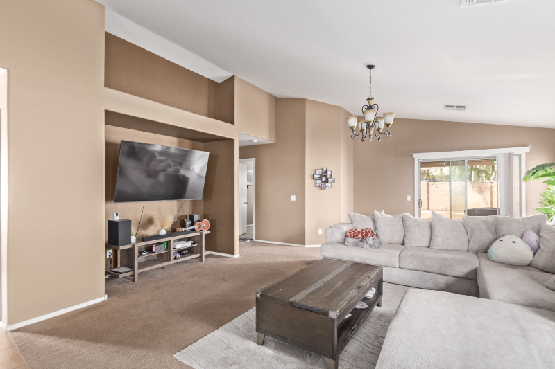 10210 W Veliana Way - Photo 3 of 18