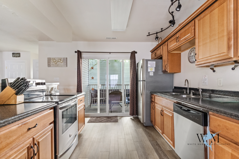 109 Somerset St #5 - Photo 3 of 18